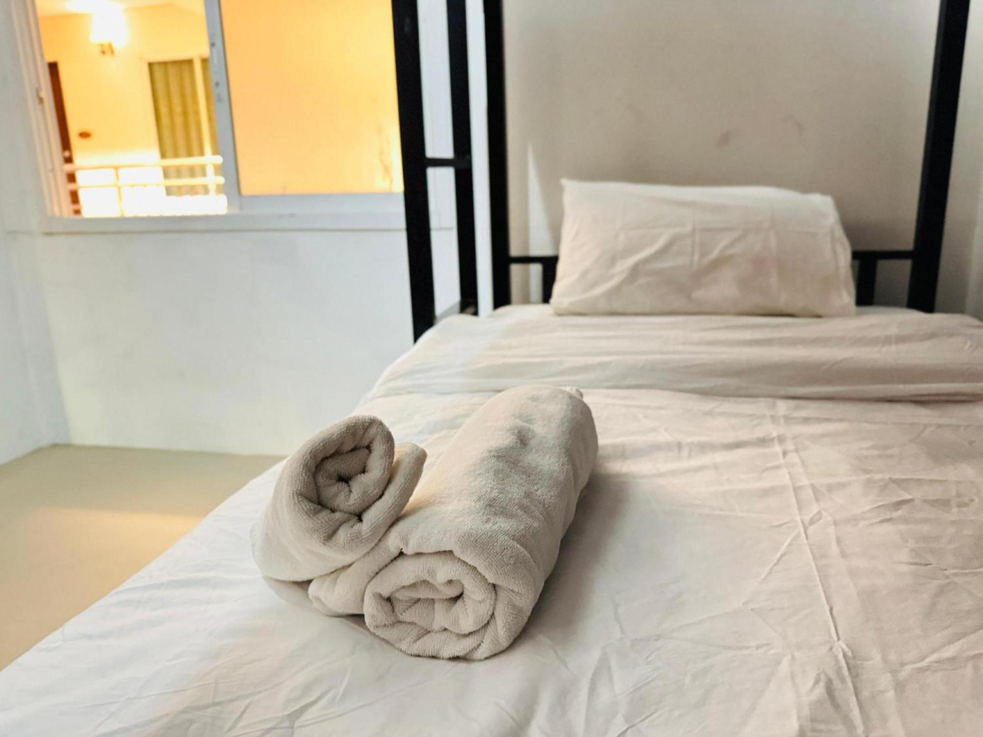 Collection O Bupamontra Chiangmai Hotel Chiang Mai Ngoại thất bức ảnh
