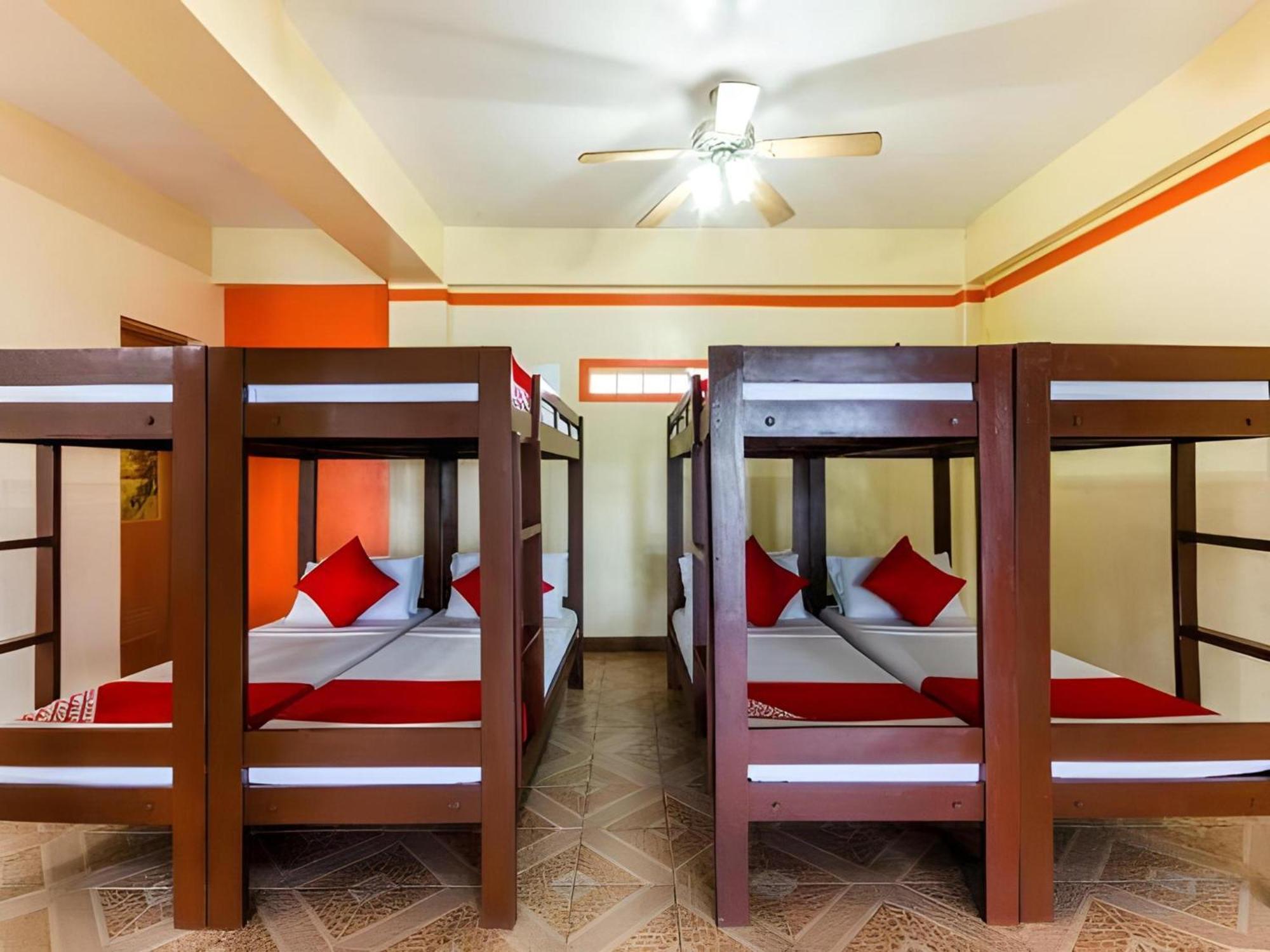 Collection O Bupamontra Chiangmai Hotel Chiang Mai Ngoại thất bức ảnh