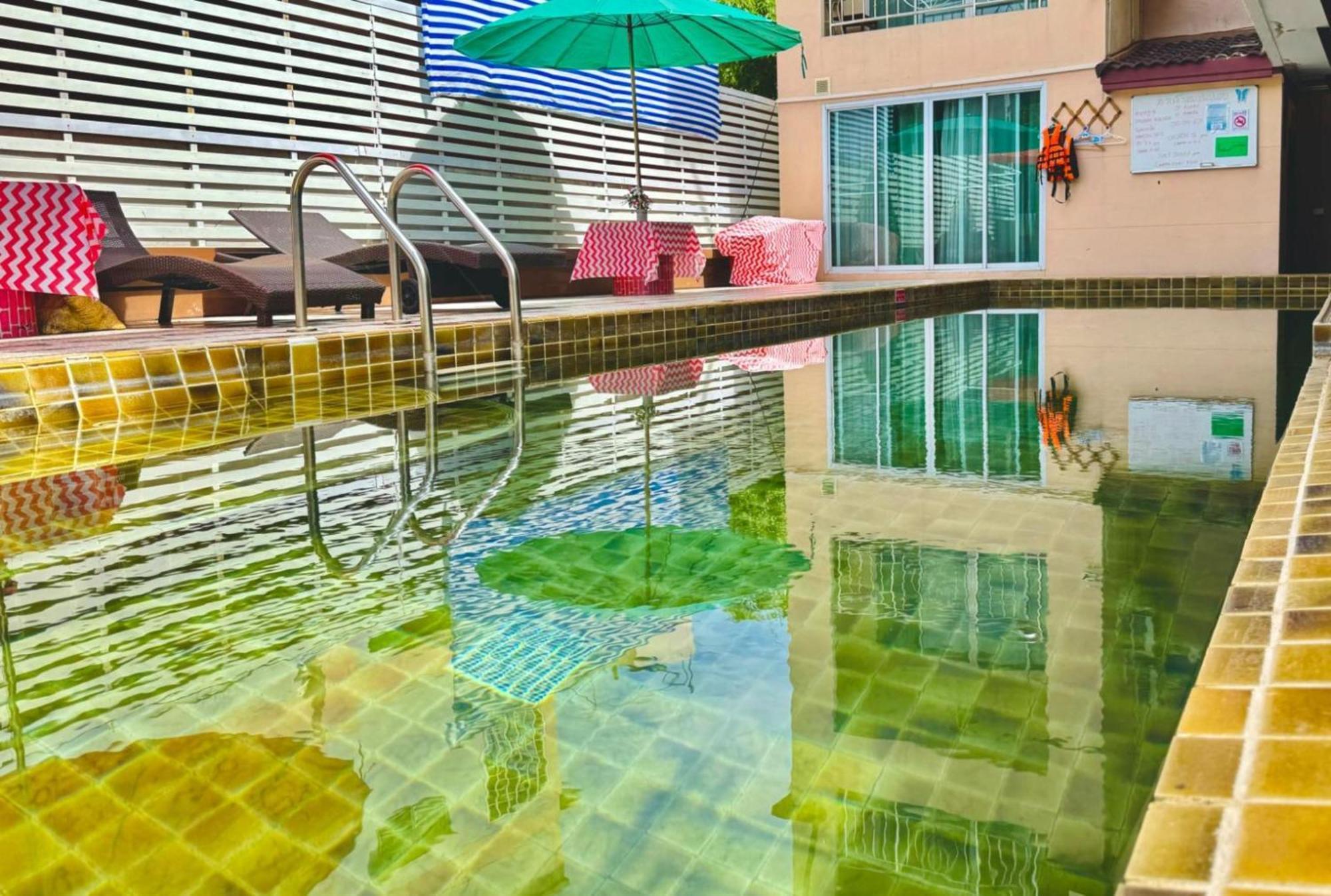 Collection O Bupamontra Chiangmai Hotel Chiang Mai Ngoại thất bức ảnh